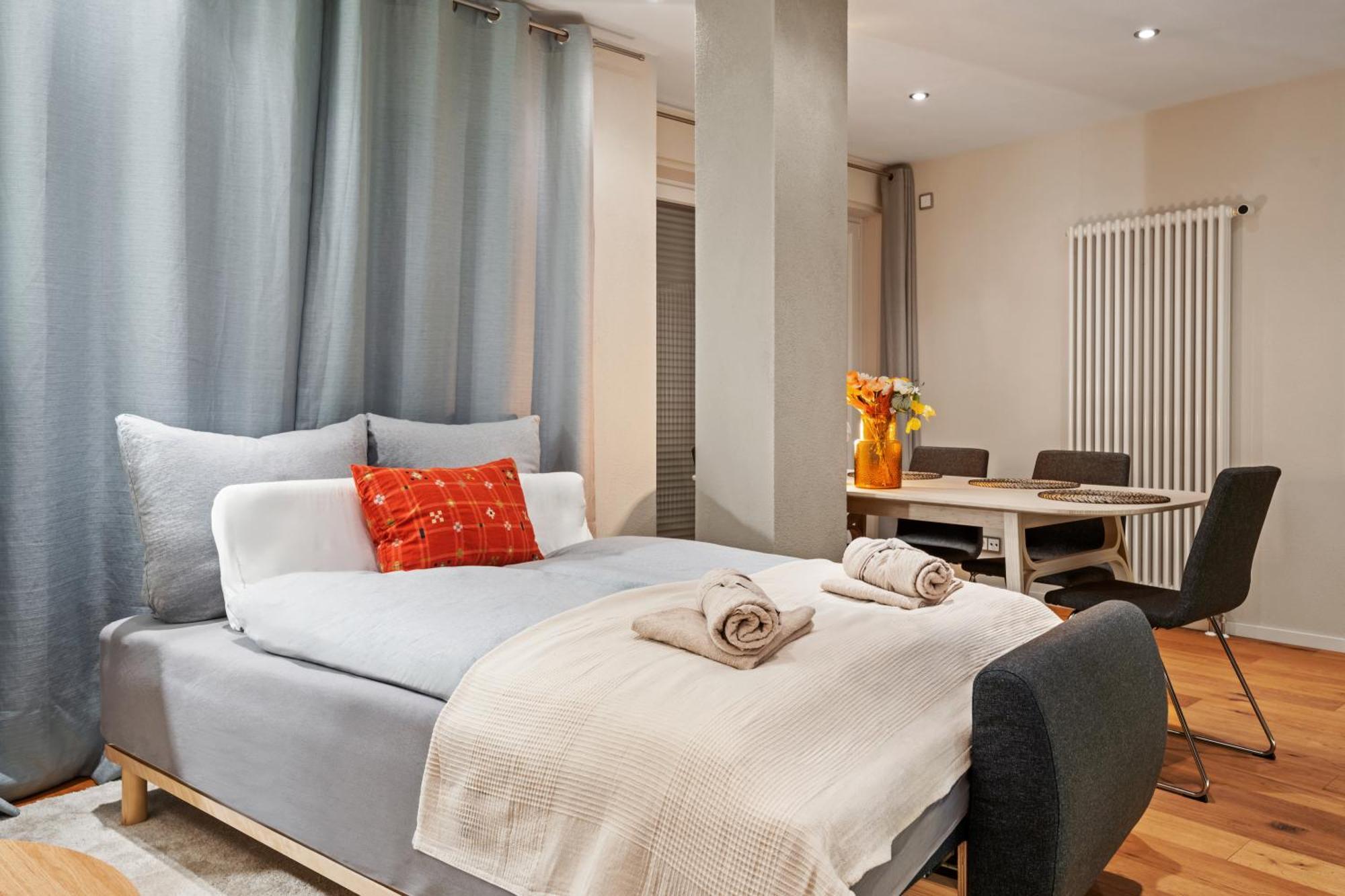 Edler Wohnraum Schwanenteich-Suite Mit Balkon, Kaffeevollautomat, Lift & Parkplatz Zwickau Exterior photo